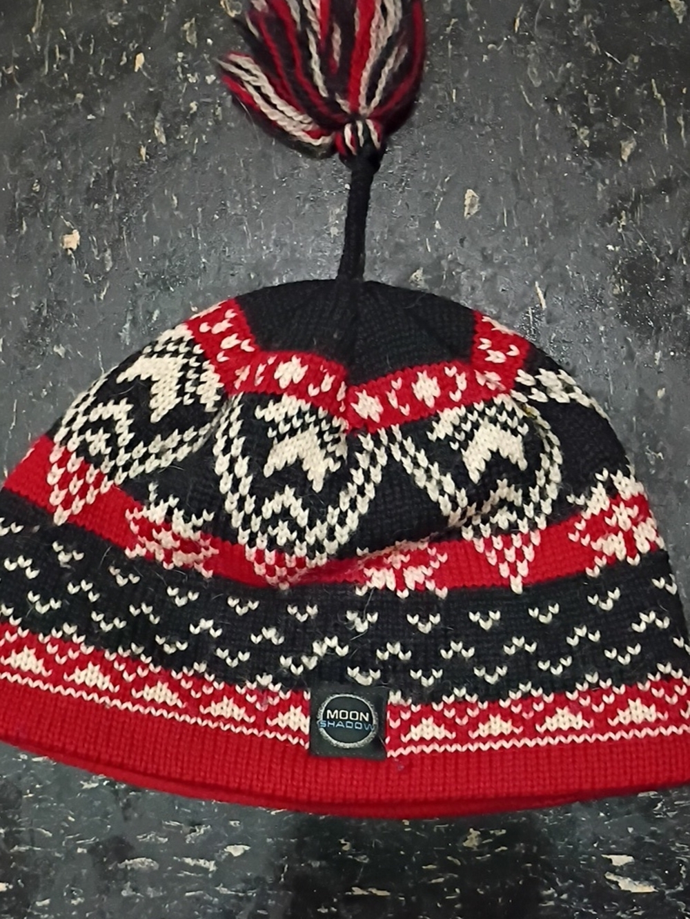 Men’s Red, Black & Cream Fair Isle Pom Beanie-m2